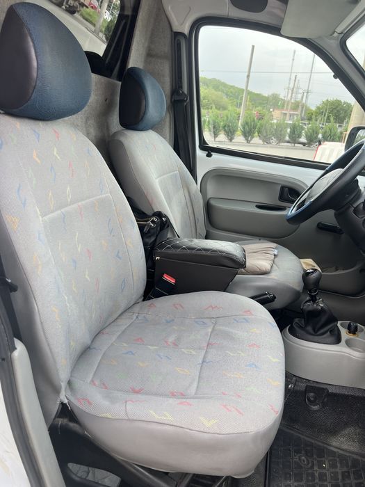 Продаж Рено Кенго бу: купити Renault Kangoo грузове 2007року