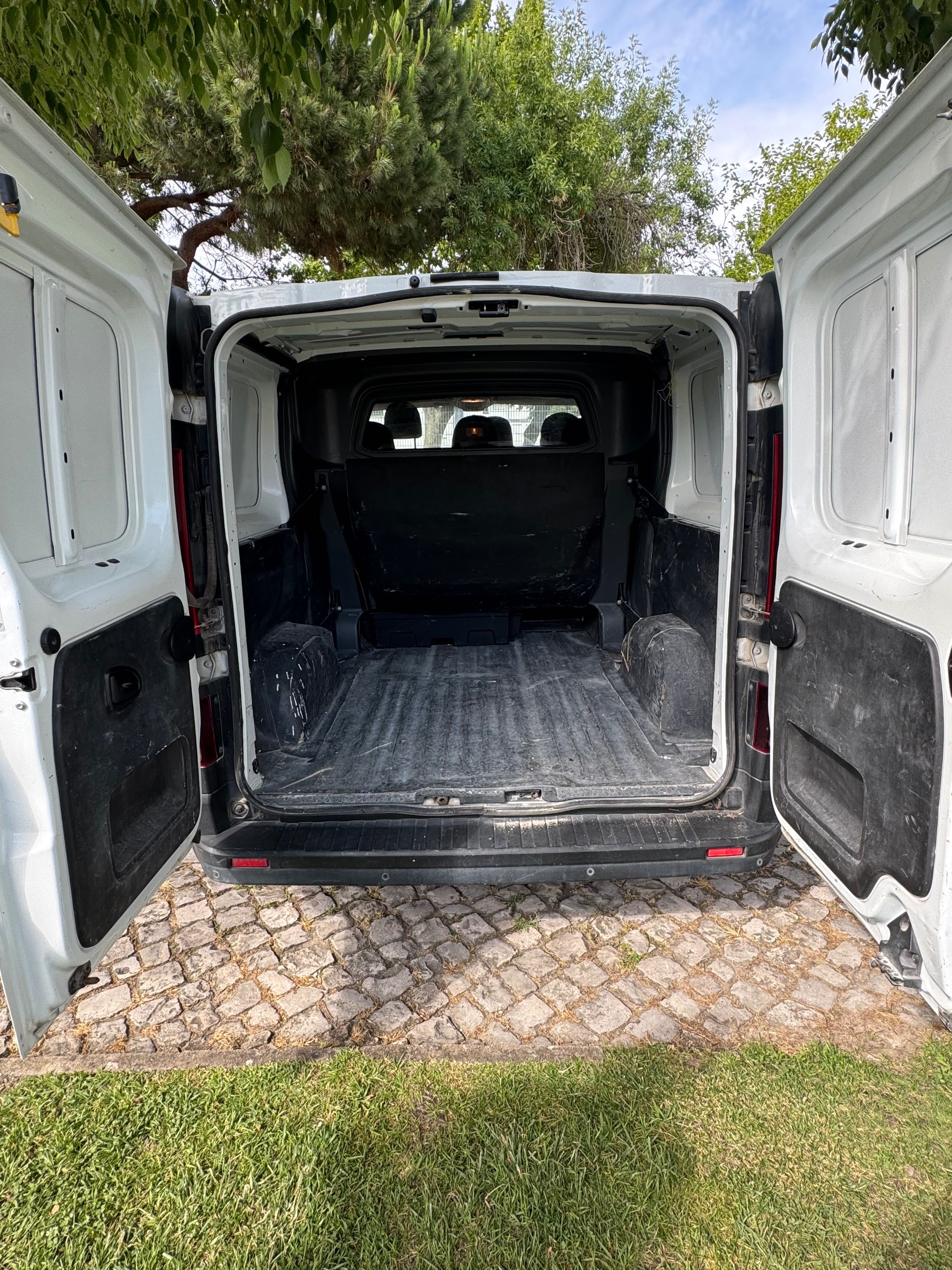 Vendo Carrinha Fiat Talento 6 lugares