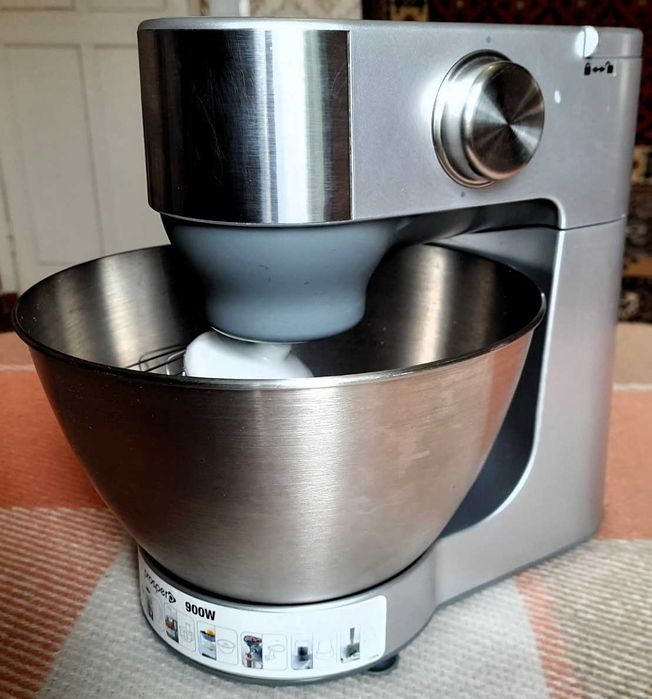 Кухонна машина Kenwood KM 28