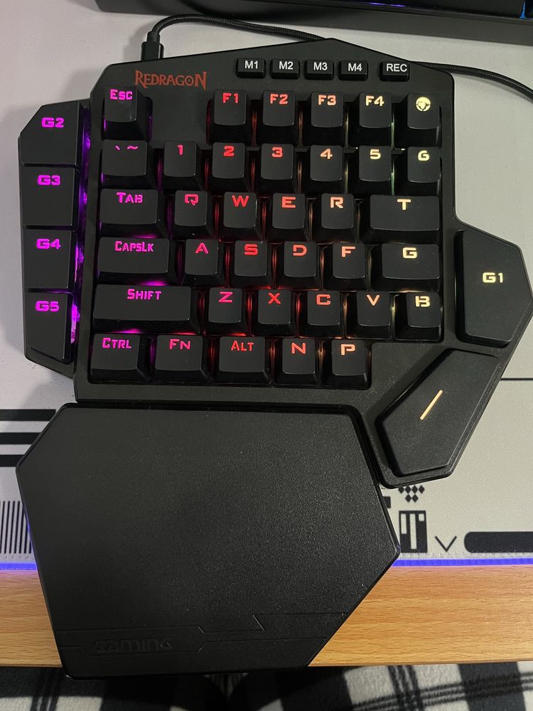 Redragon Diti K585 RGB