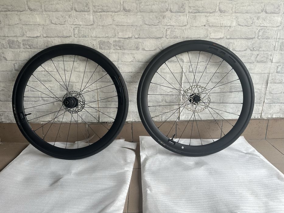 Koła szosowe Giant PA2 28” z oponami i tarczami