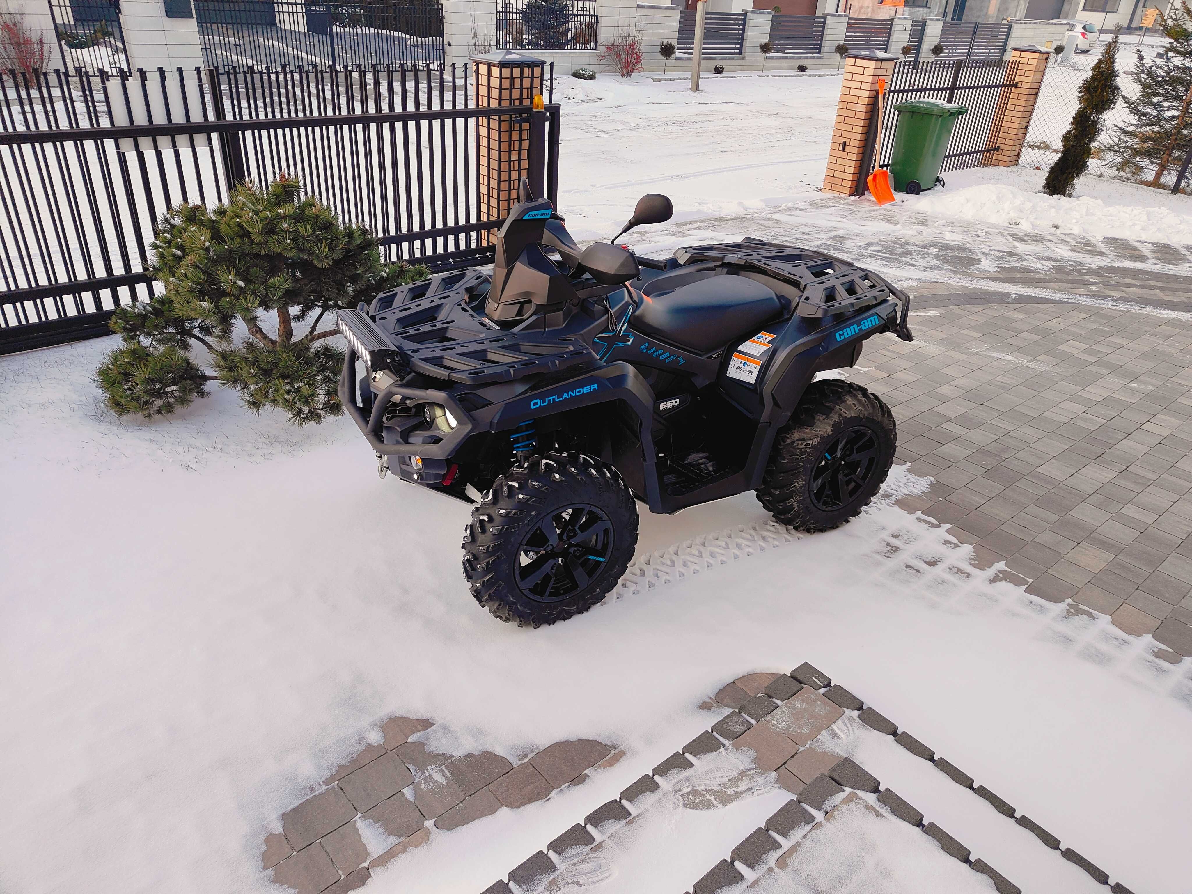 Can AM  Outlander 4x4 model 2020 z salonu Pl