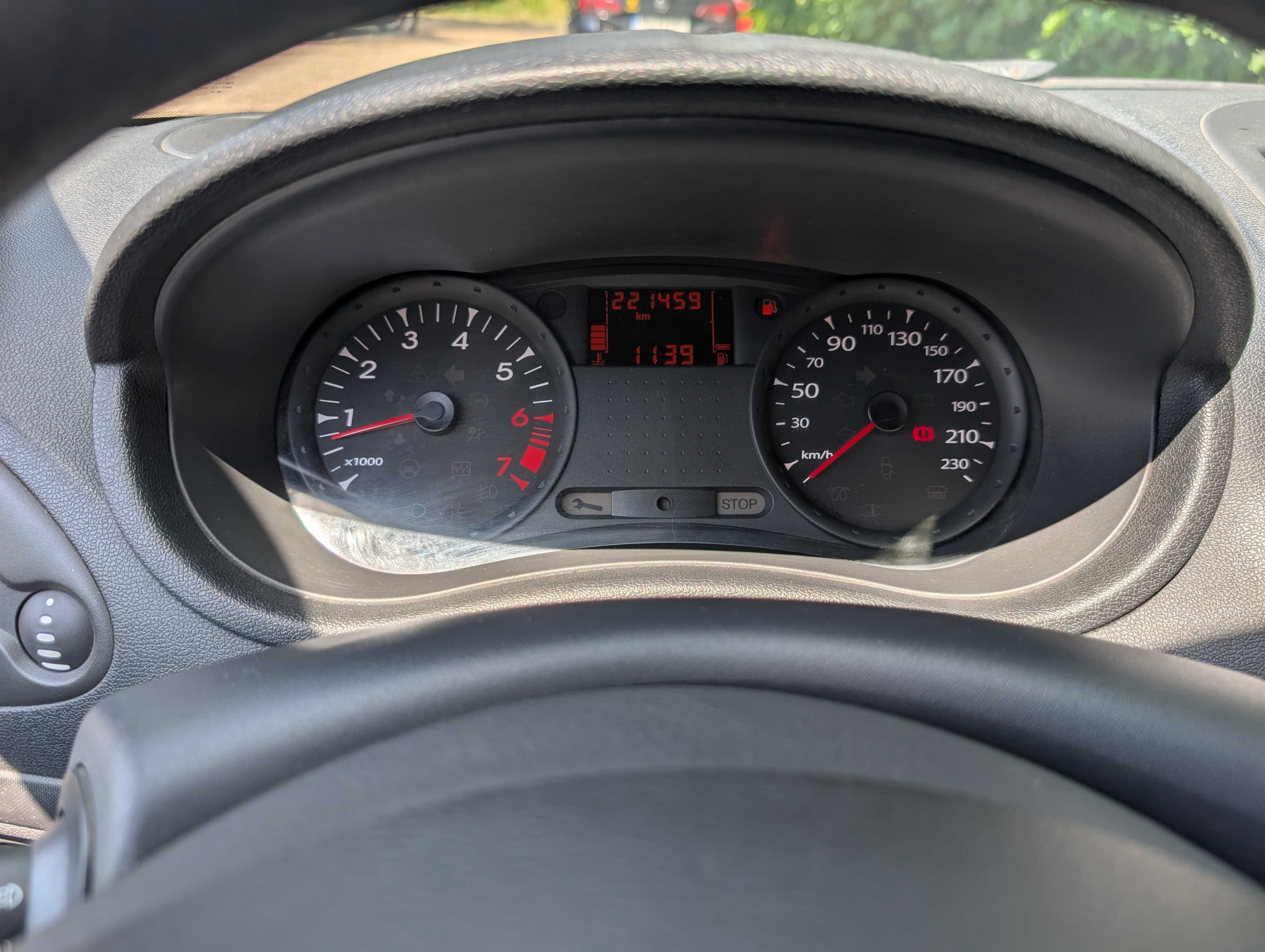 Renault Clio 2010 rok 1.2 16V