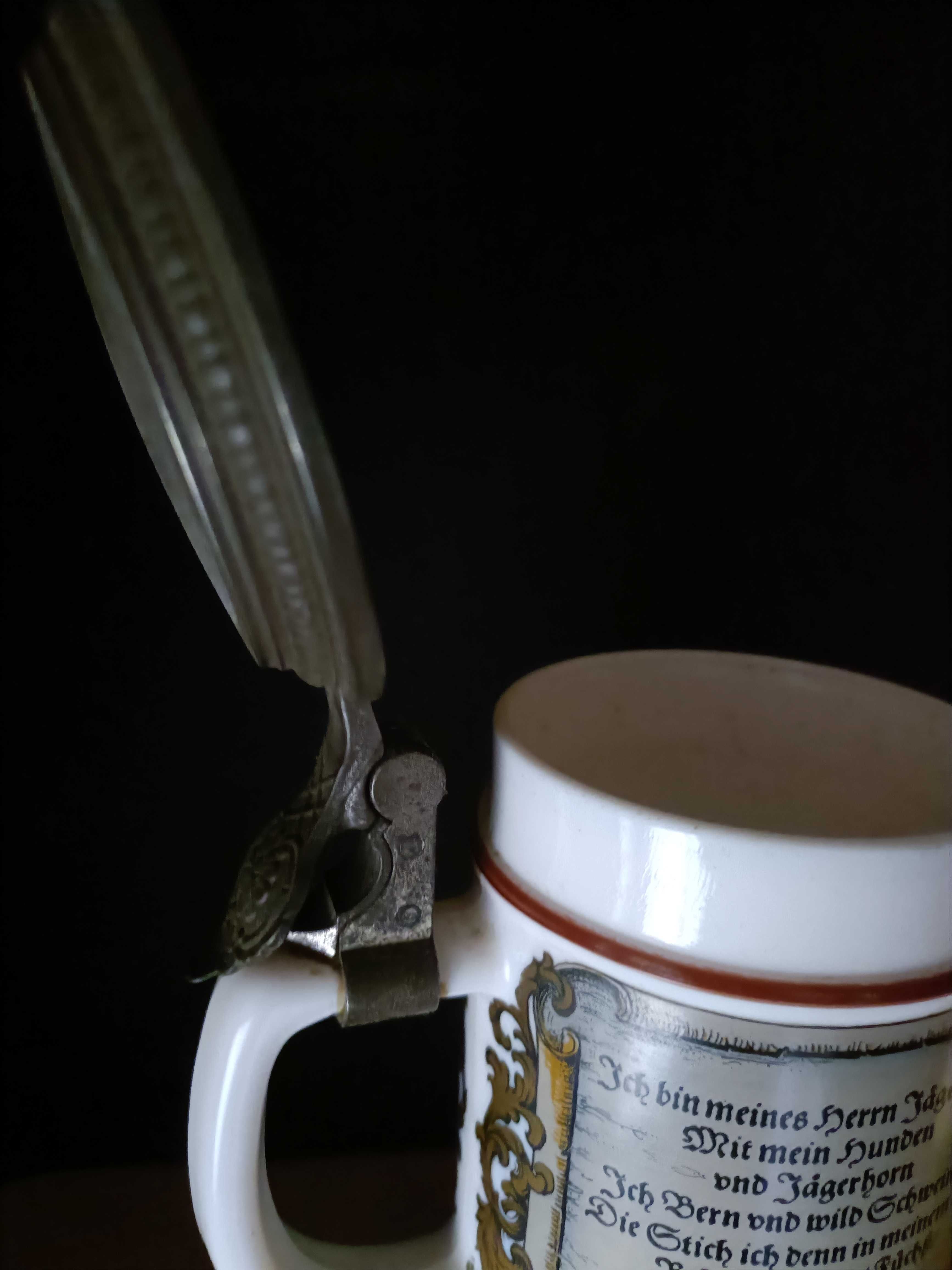 Antiga caneca de cerveja Alemã