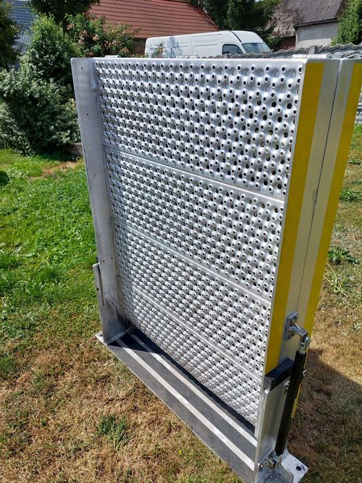 Rampa załadowcza do busa Rampa inwalidzka Nr3   240x89x127