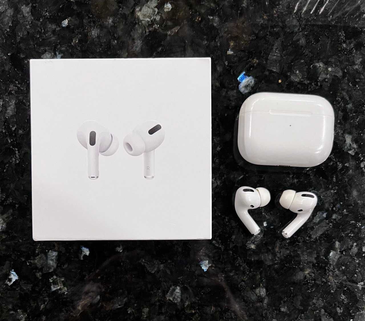 Продам Apple AirPods Pro A2190! оригинал!