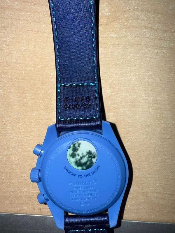 Omega x Swatch Wodoodporna Super Księżyc: Styl Kosmiczny i Trudność