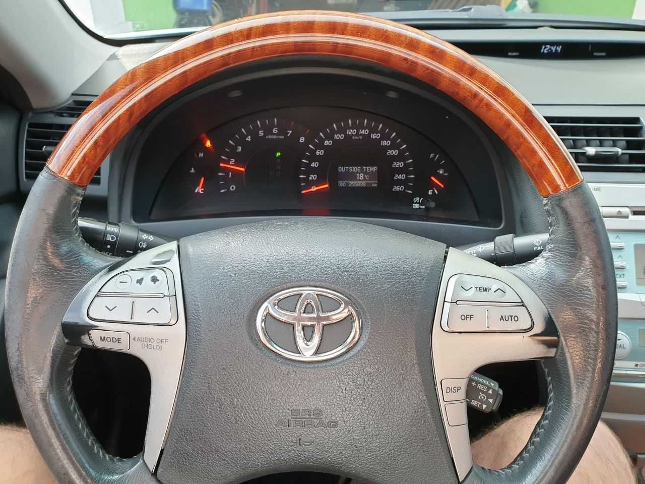Продам Toyota Camry 2007