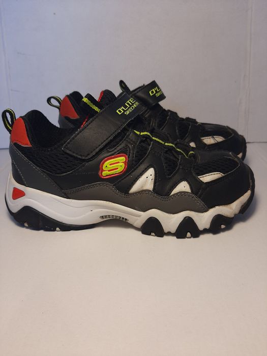 Продам кросівки Skechers на хлопчика
