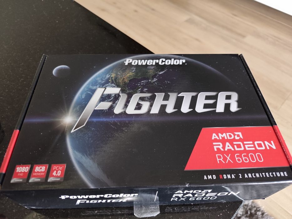 Karta graficzna AMD Radeon RX660 Fighter i procesor AMD Ryzen 3