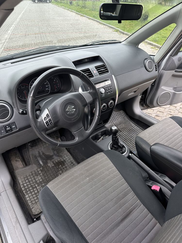 Suzuki SX4 1.6 benzyna