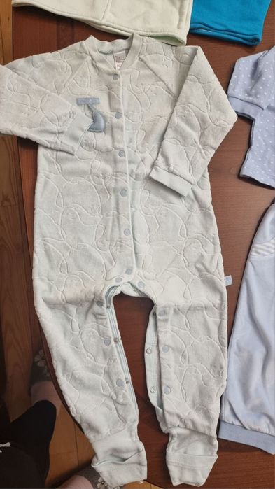 Речі для новонароджених.