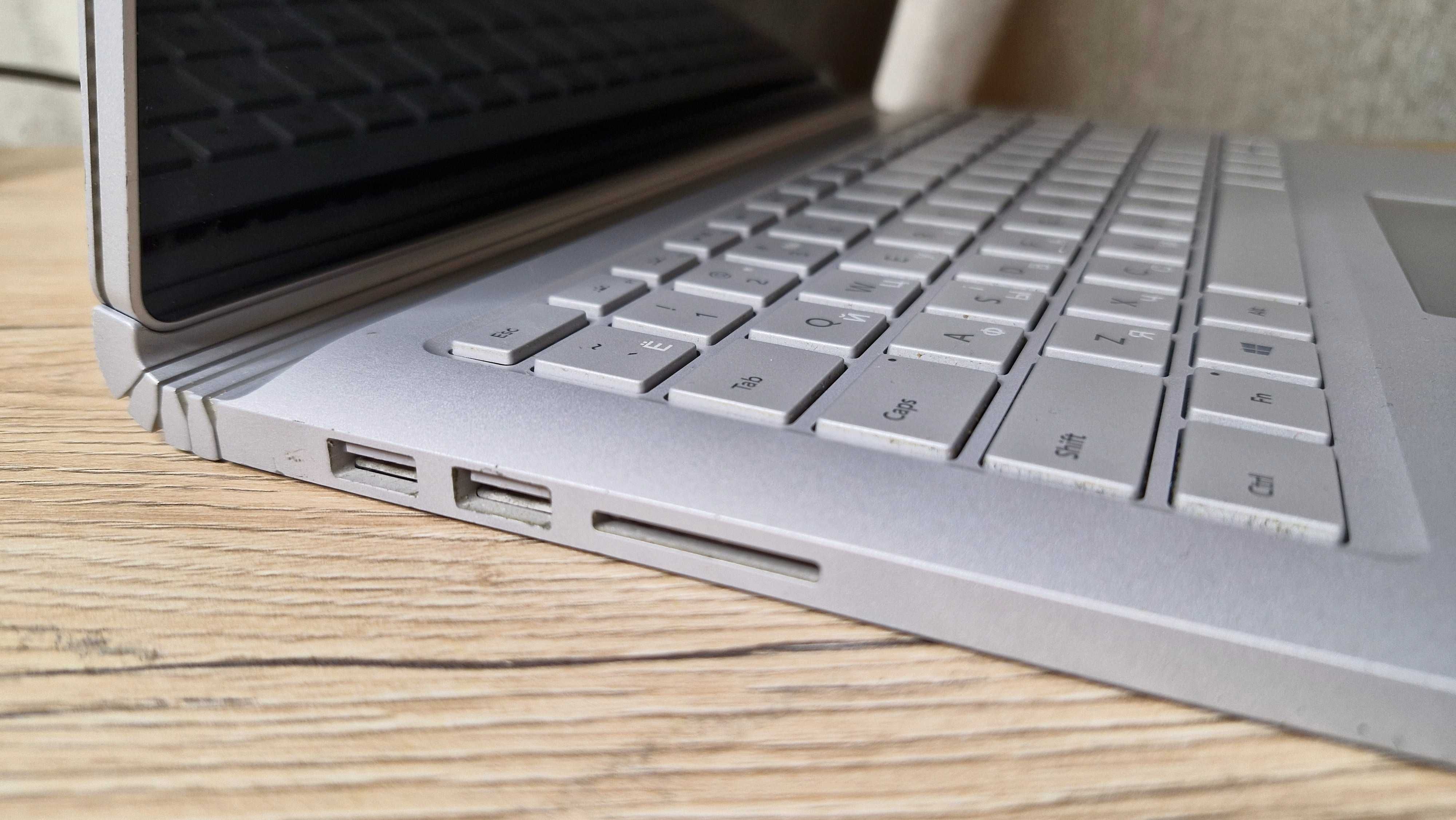 Microsoft Surface Book 1 Performance Base