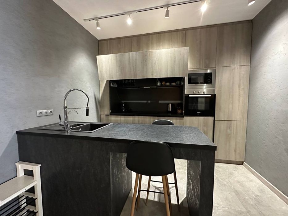 Аренда, 2 к/квартира Французский бульвар 26/1