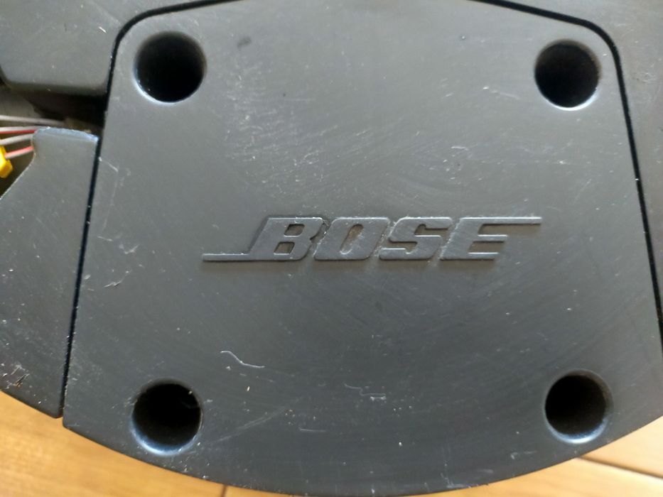 Subwoofer Bose Audi Q7