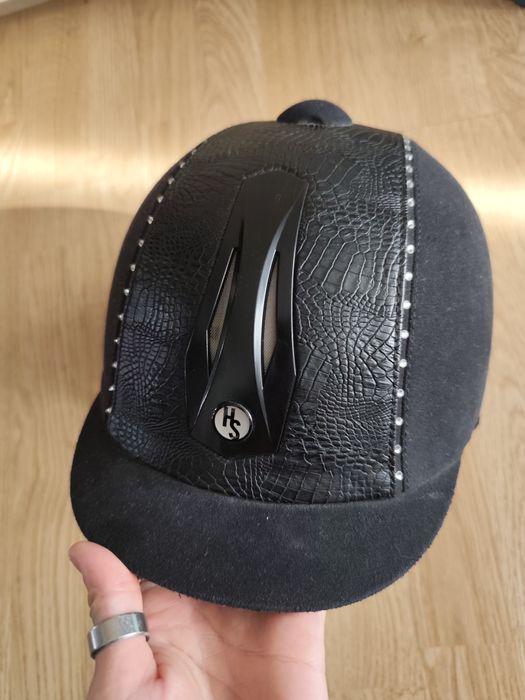 Kask jeździecki HS rozm. M (54-56)