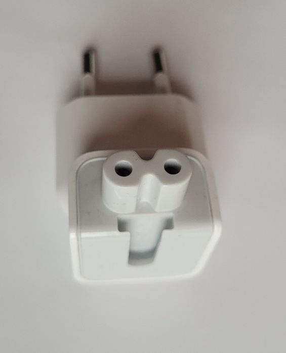 Adapter wtyczki europejskiej (EU) do zasilaczy Apple.