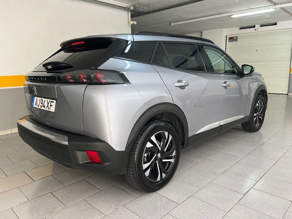 Peugeot E-2008 Allure