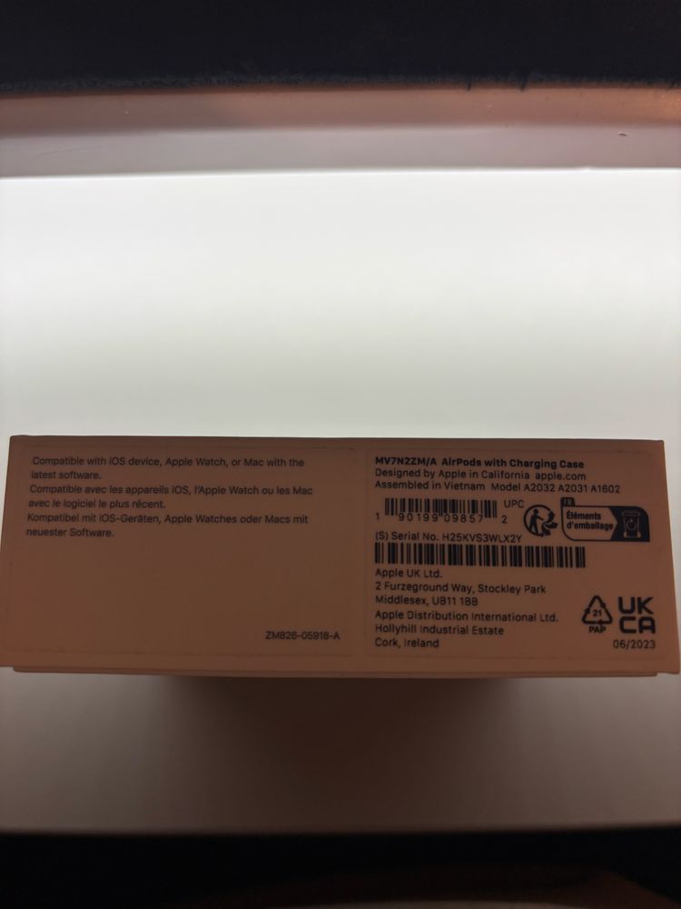 Apple AirPods 2. generacji – dobry stan + kabel w zestawie