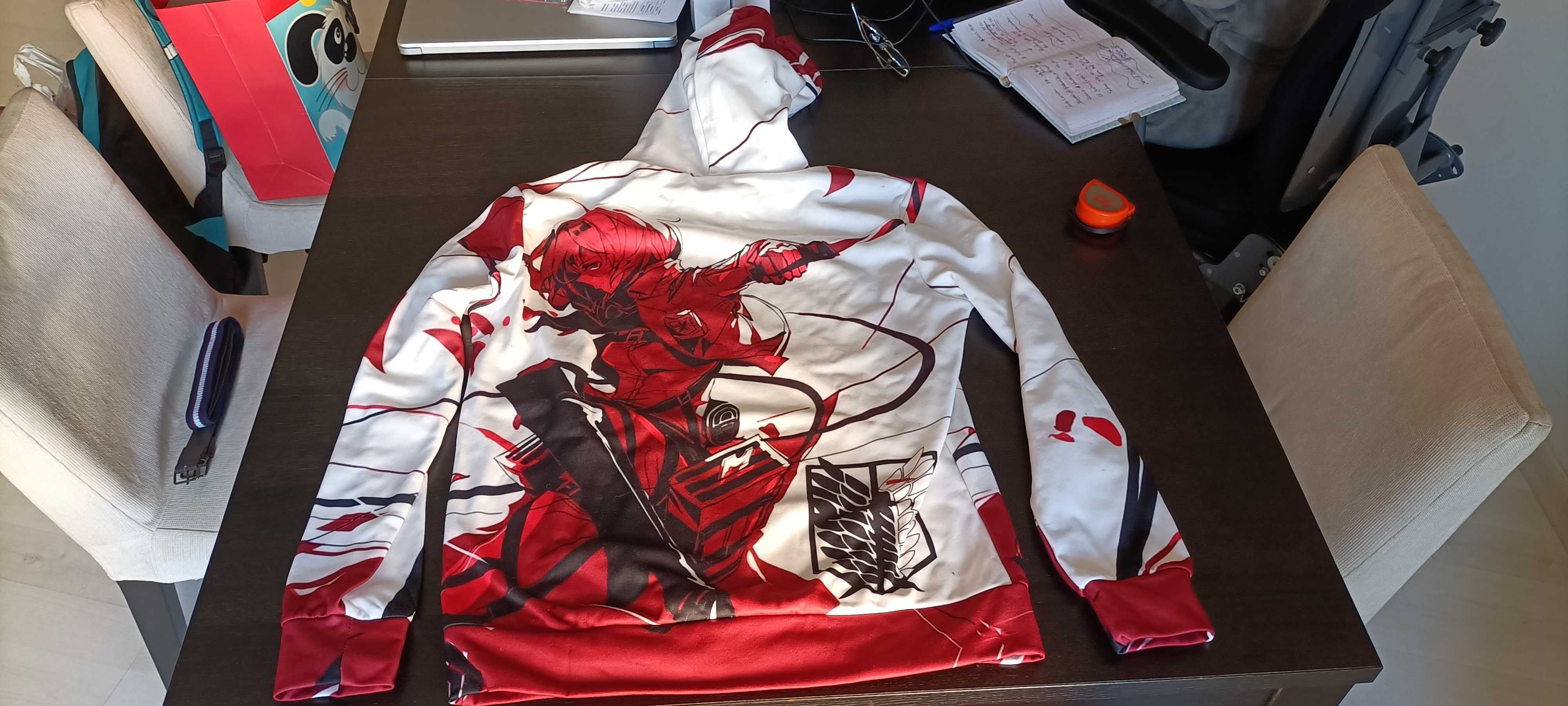 Hoodie Attack on Titan - Tamanho S