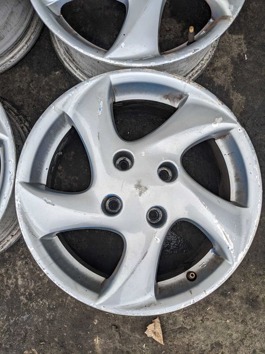 Felgi Aluminiowe Alu Alufelgi 4x108 15' 6J ET 28 Peugeot