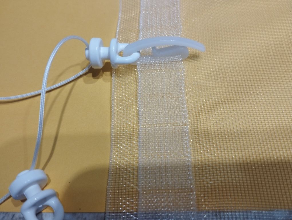 Taśma transparentna szer 7,5 cm . 340 metrów.