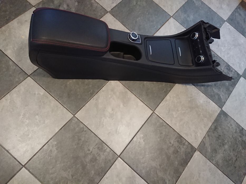 Tunel Mercedes CLA 45 AMG , W117, A-KLASA