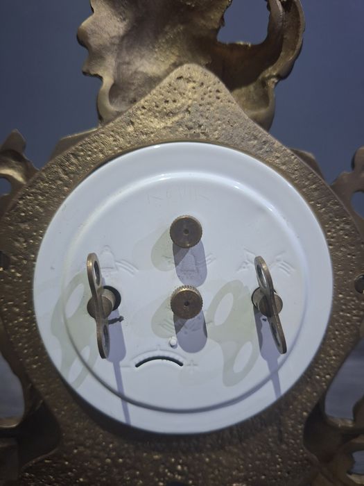 Stary zegar kominkowy ZSRR (Sprawny) Mosiądz. Wyczyszczony.