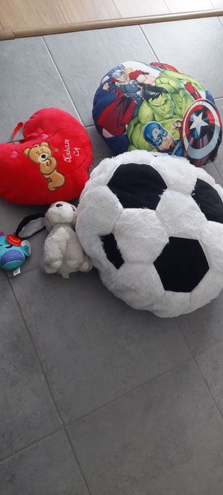 Zestaw poduszek 30zl