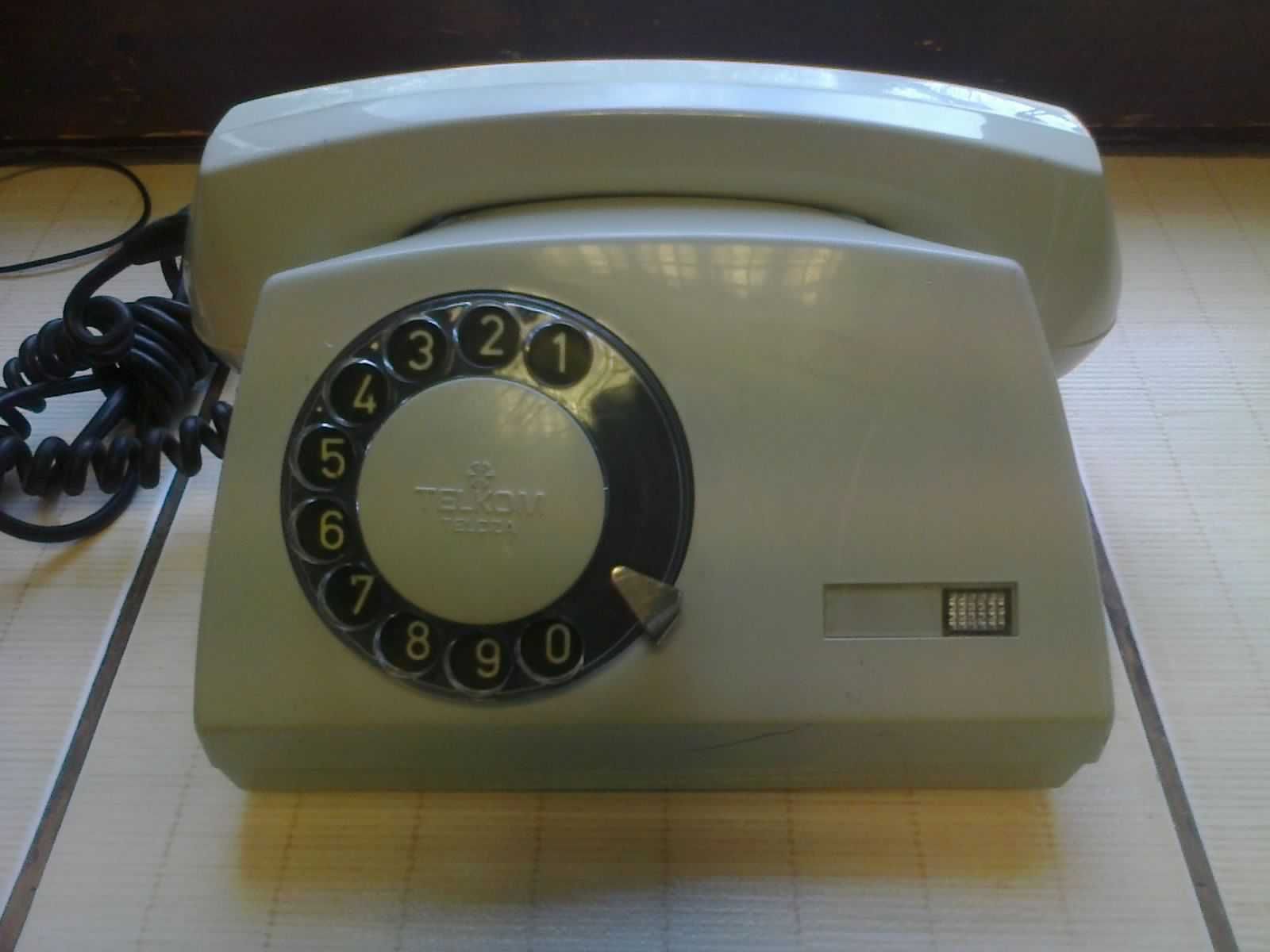 Telefony stacjonarne tarczowe Telkom Telcza 70