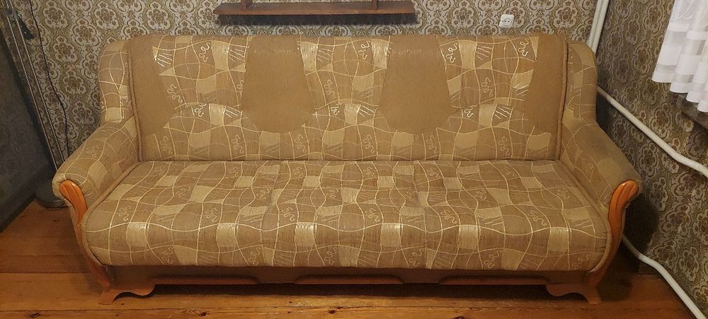 Sprzedam wersalkę z fotelam,tapczan,wypoczynek,sofa.