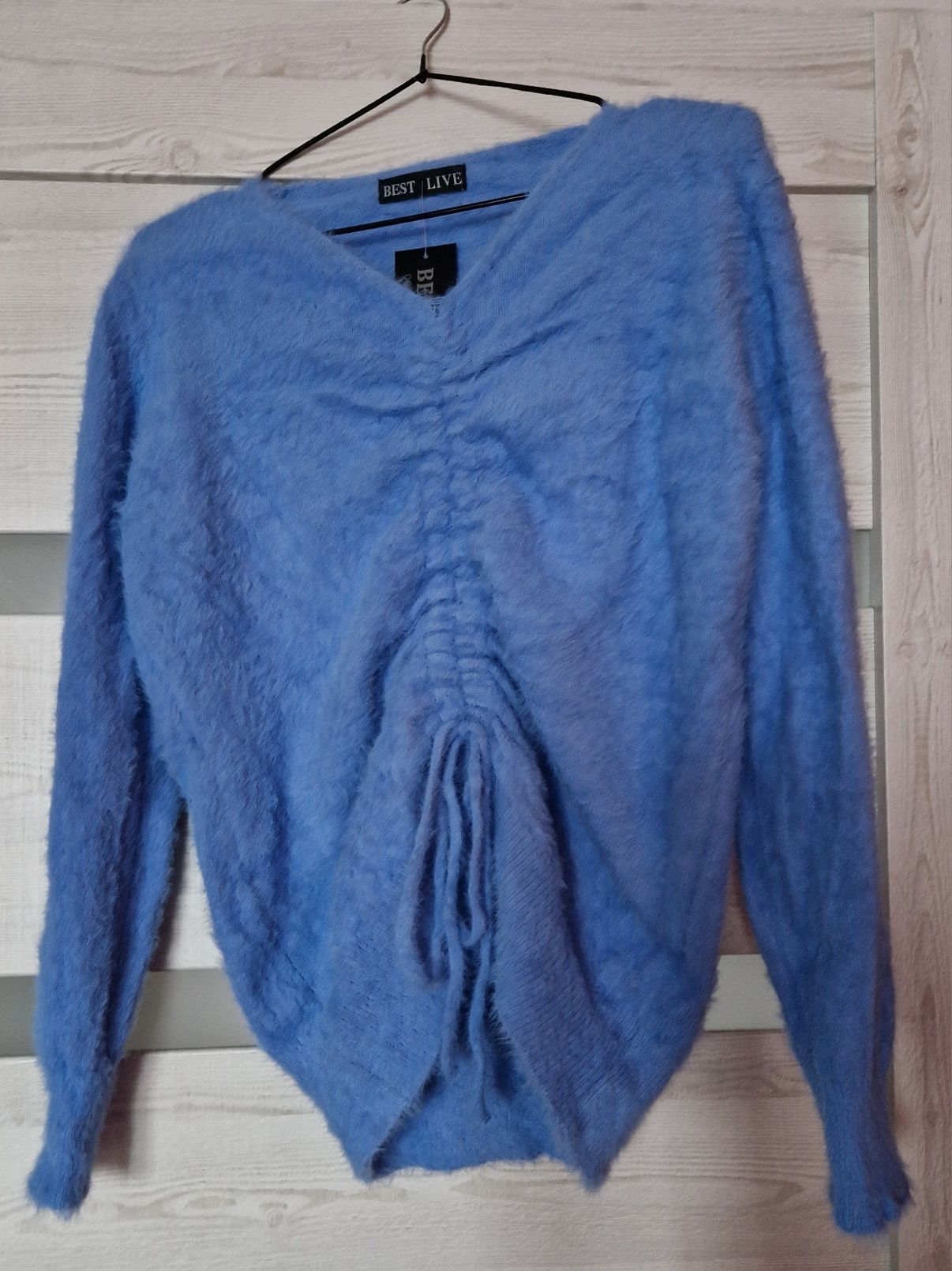 Sprzedam sweterek damski Alpaka Nowy Uni