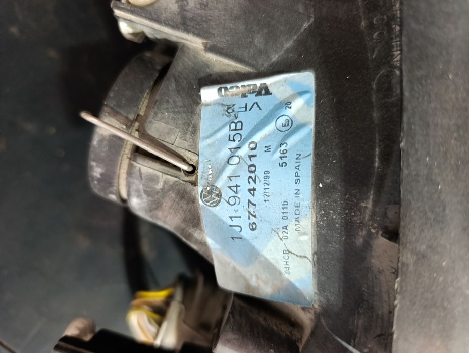 Óptica esquerda VW GOLF IV original 1J1941015B