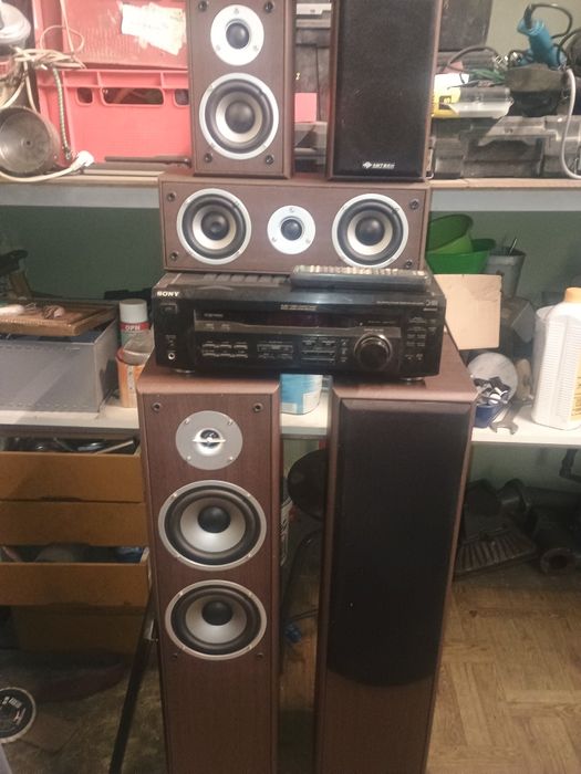 Kolumny z amplitunerem