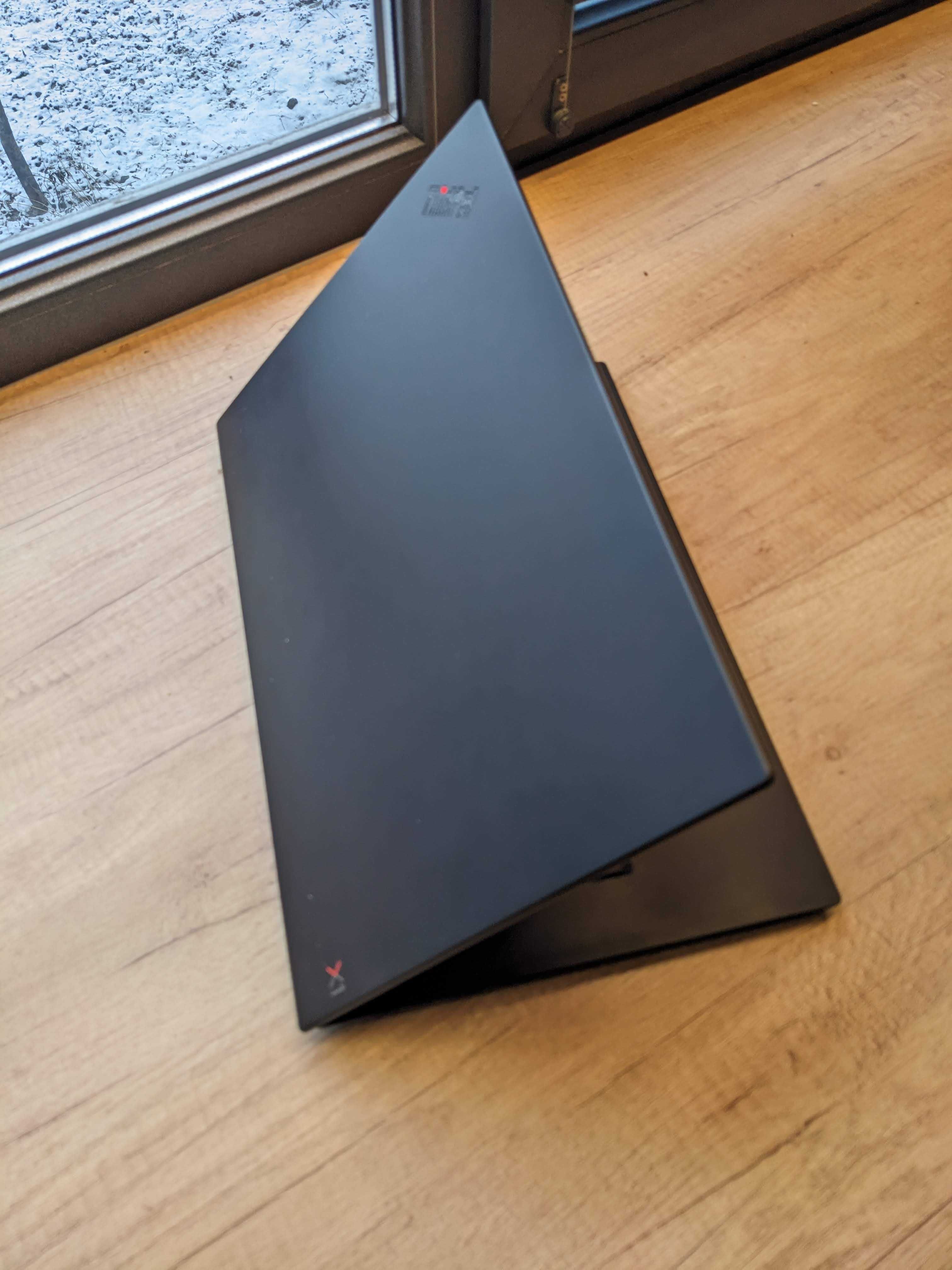 Lenovo ThinkPad X1 Extreme (x1e) g1, i7-8750h, 32gb, 1tb ssd, 1050ti