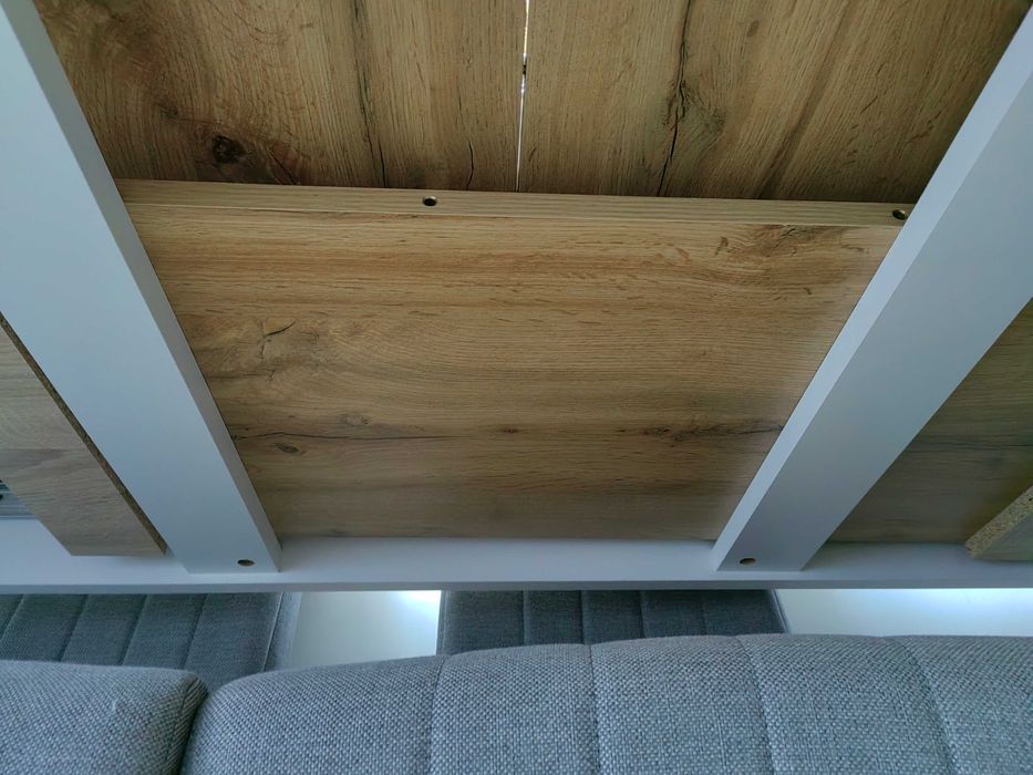 Sprzedam rozsuwany stół do 200cm, krzesła