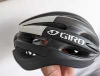 Capacete estrada Giro MIPS