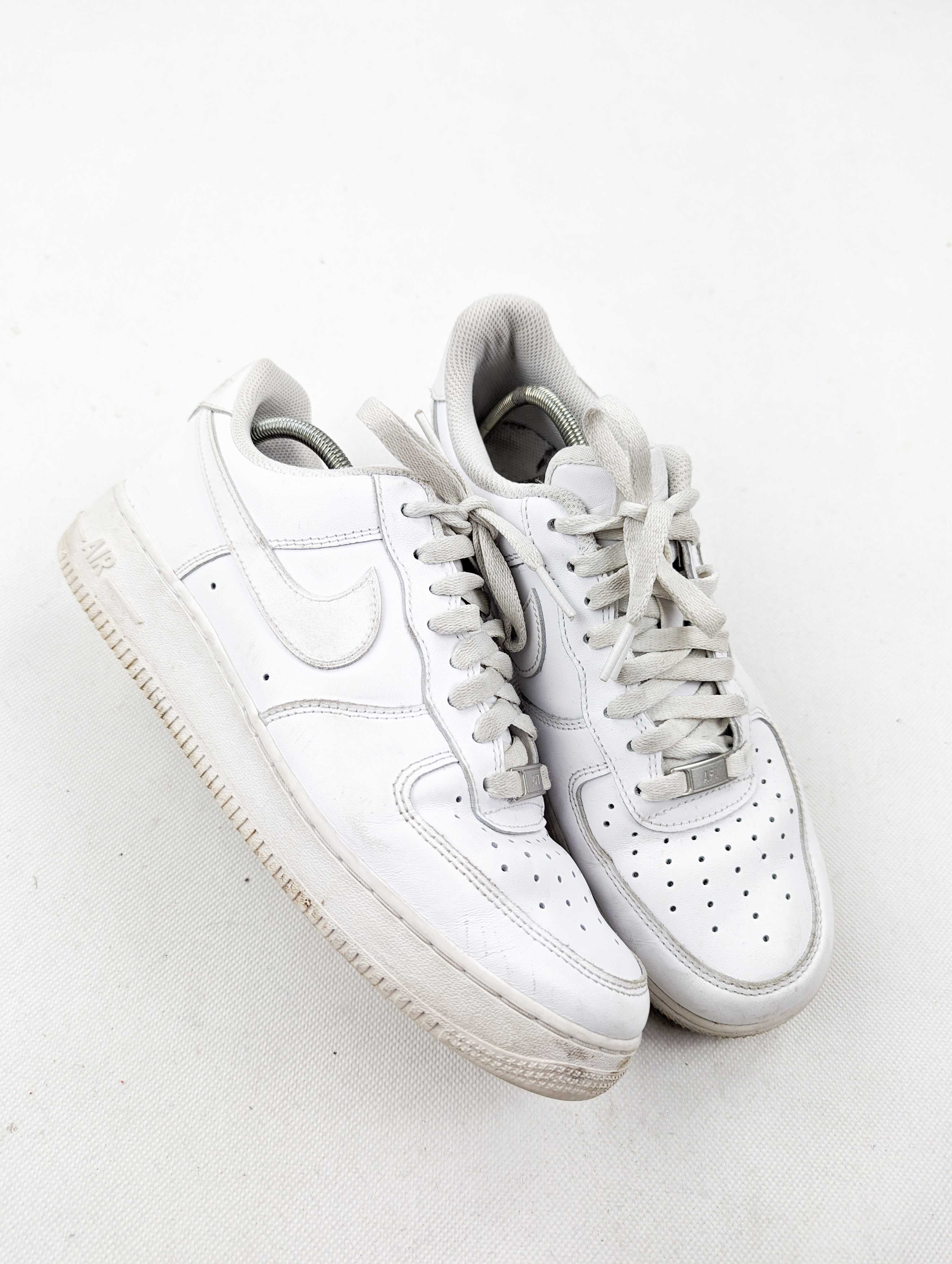 Nike Air Force 1 białe buty rozmiar 42,5