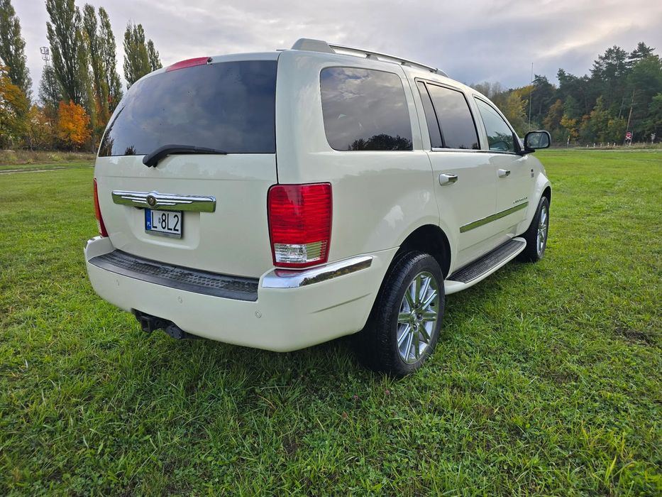 Chrysler Aspen