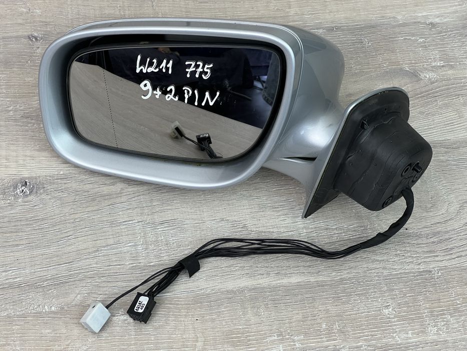 MERCEDES E KLASA W211 lift lusterko lewe kolor srebrny 775