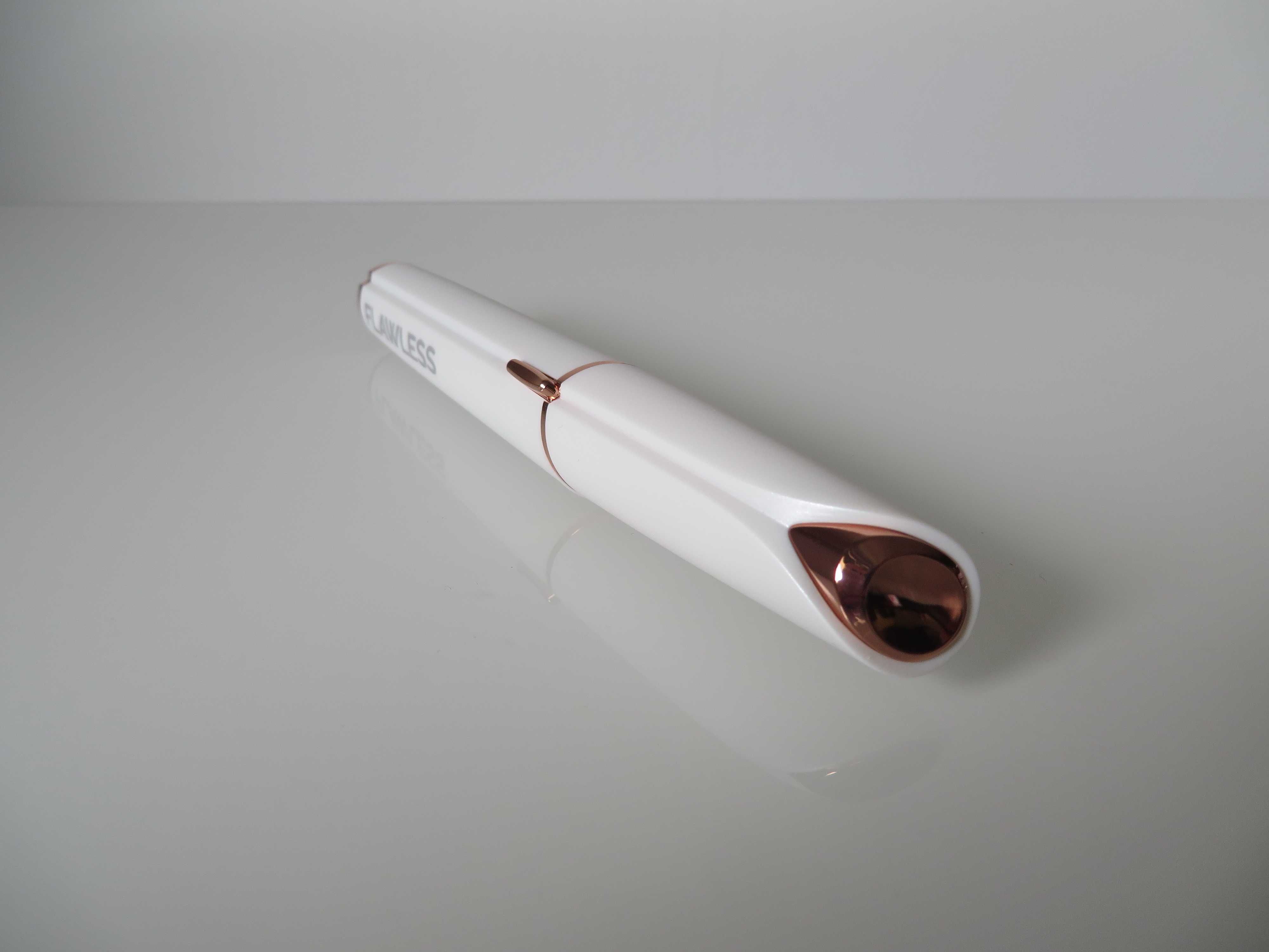 Depilator Trymer do brwi Finishing Touch Flawless Brows + Lusterko