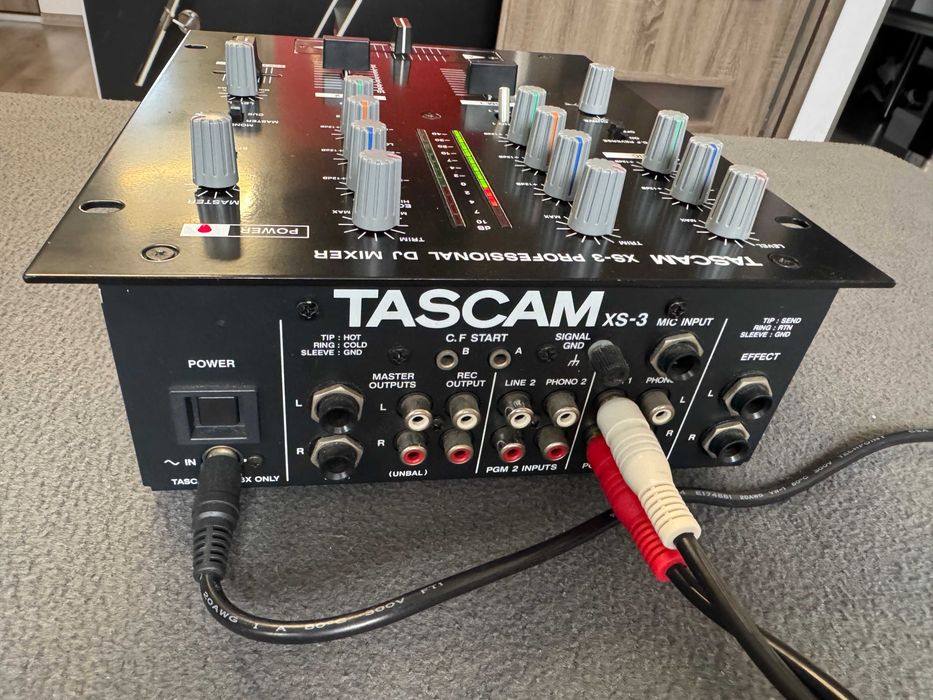 Dwu kanałowy Mixer DJ Tascam XS-3 w doskonałym stanie scratch reverse