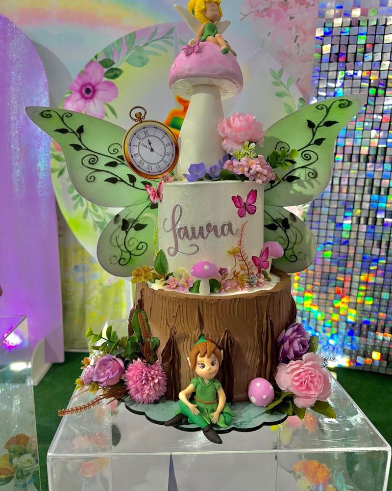 Bolos decorados para festa | cake designer
