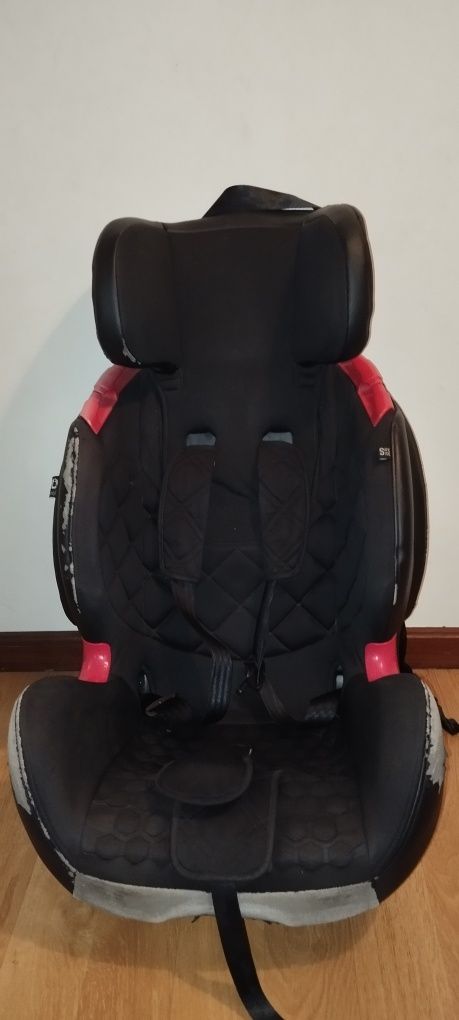 Cadeira Auto BeCool com ISOFIX (9kg até 36kg)