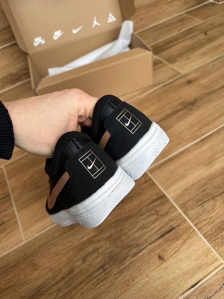 Кроссовки Nike Zoom Court Lite 3
