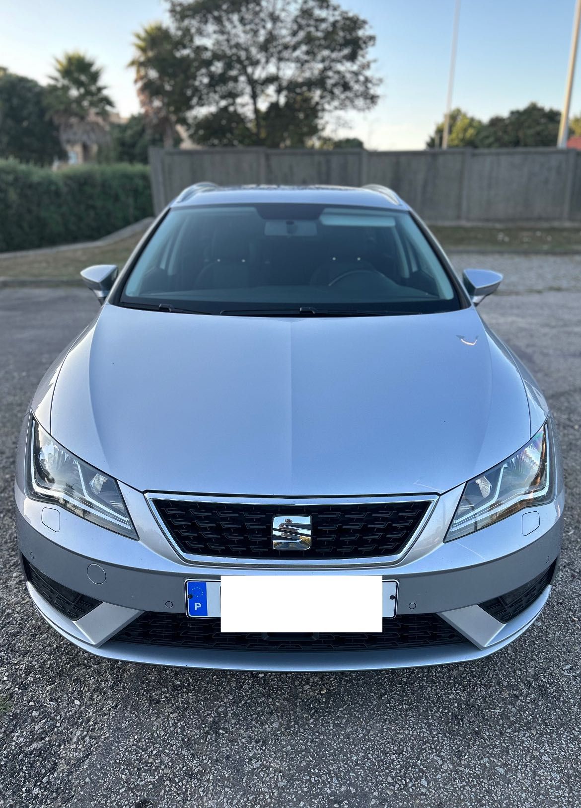 SEAT Leon ST 1.6 TDI DSG Xcellence