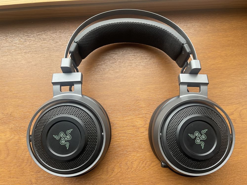 Навушники Razer Nari ultimate