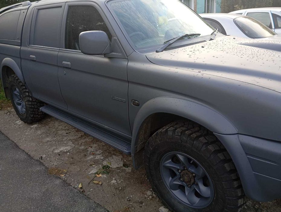 Mitsubishi L200 нерозмитнена