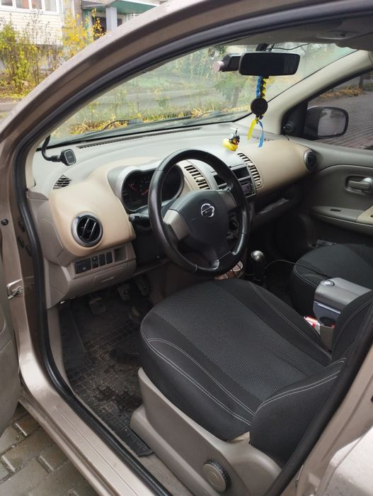 Продам автомобіль Nissan Note 2007 року