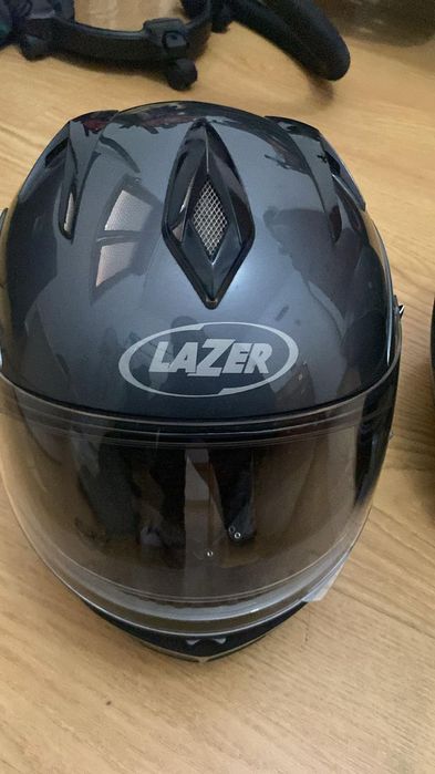 Vendo capacetes semi novo